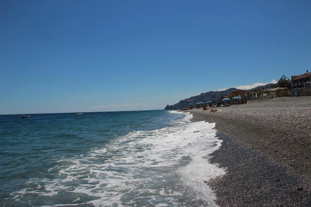 B&B La Sirena Santa Teresa Di Riva Italia