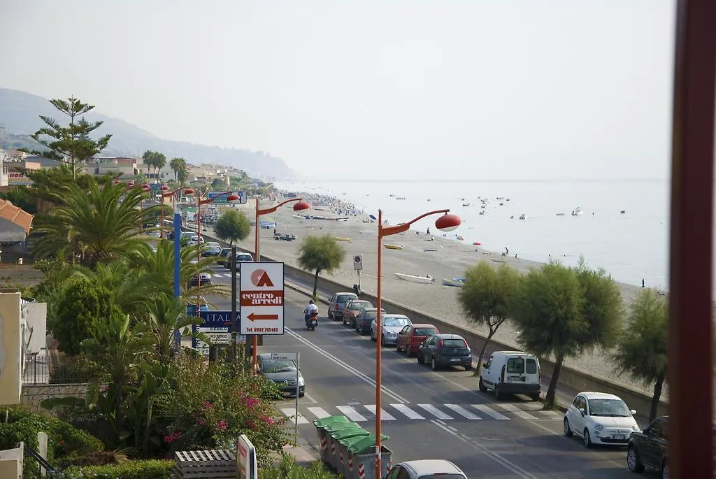 Bed & Breakfast B&B La Sirena Santa Teresa Di Riva