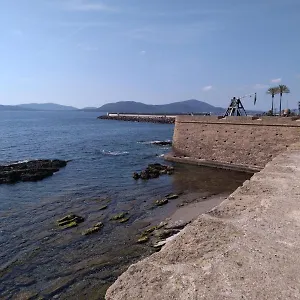 https://piazza-ginnasio-affittacamere.in-sardinia.net