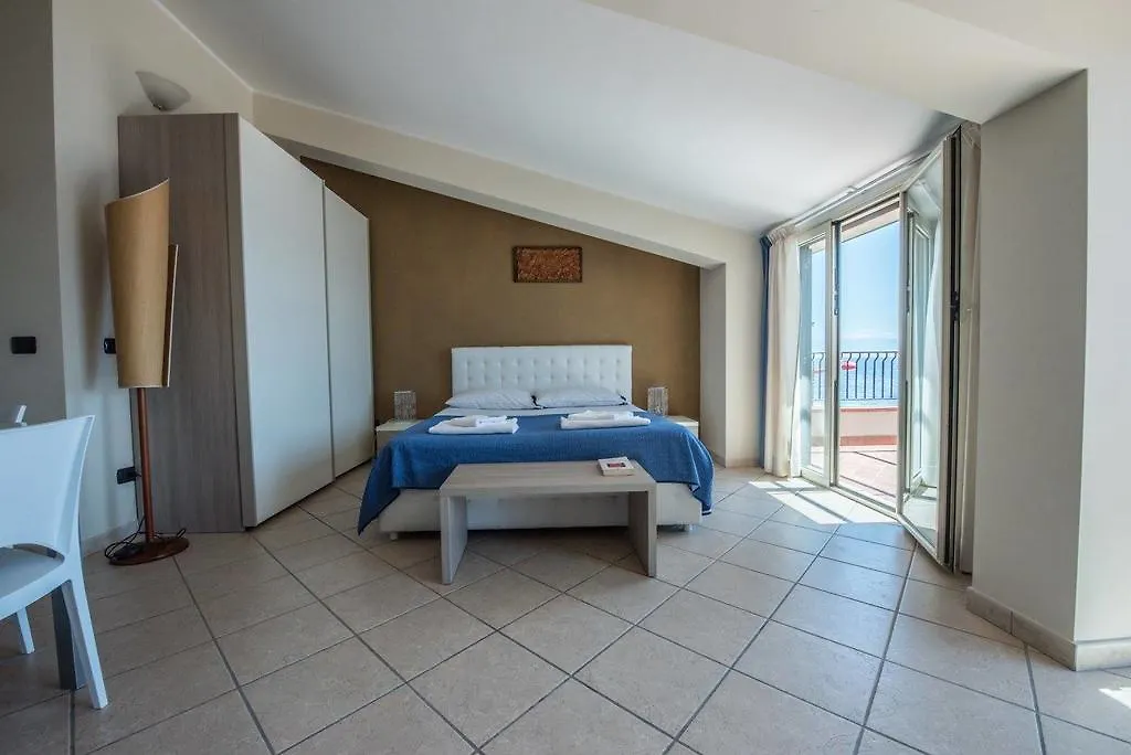 Bed & Breakfast B&B La Sirena Santa Teresa Di Riva