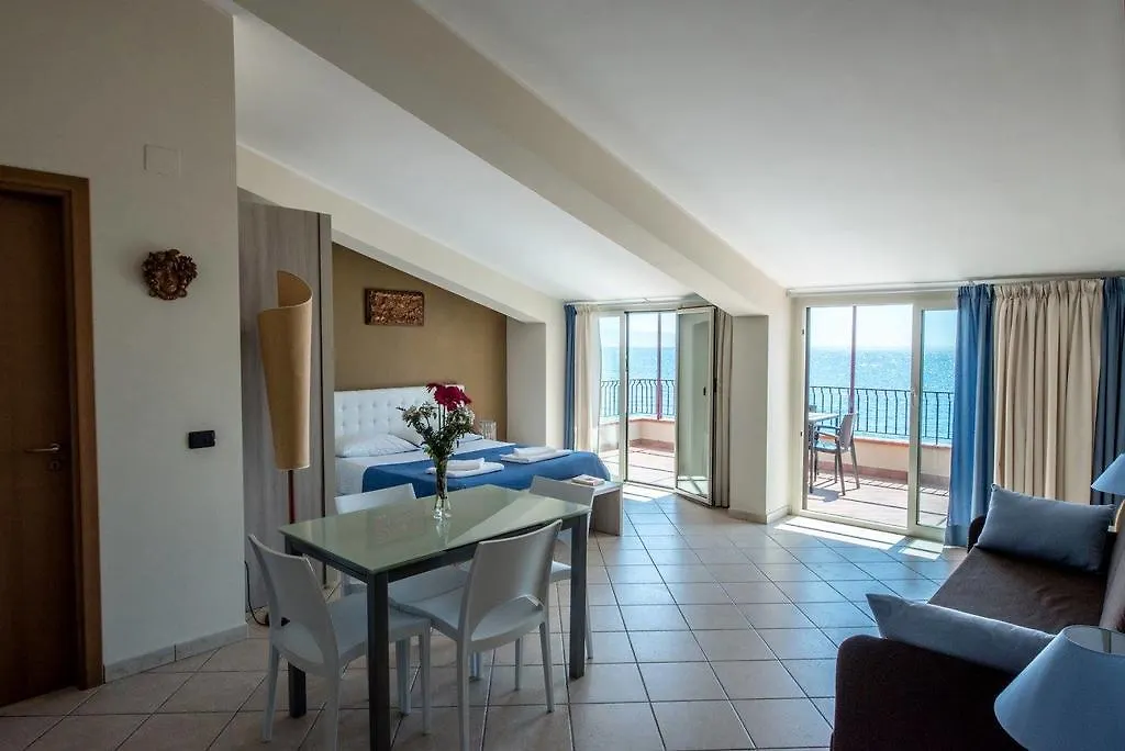 B&B La Sirena Santa Teresa Di Riva